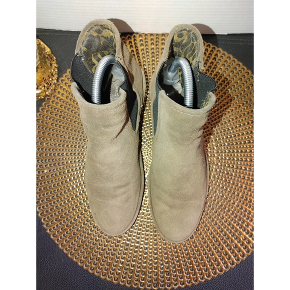 Fly London Phil Diesel Suede Ankle Wedge Chelsea Booties Size 38 - Picture 3 of 5